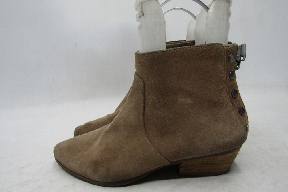 VINCE CAMUTO Womens Size 8 M Brown Suede Zip Studded Ankle Fashion Boots Booties